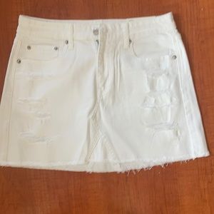 NWT American Eagle White Denim Skirt